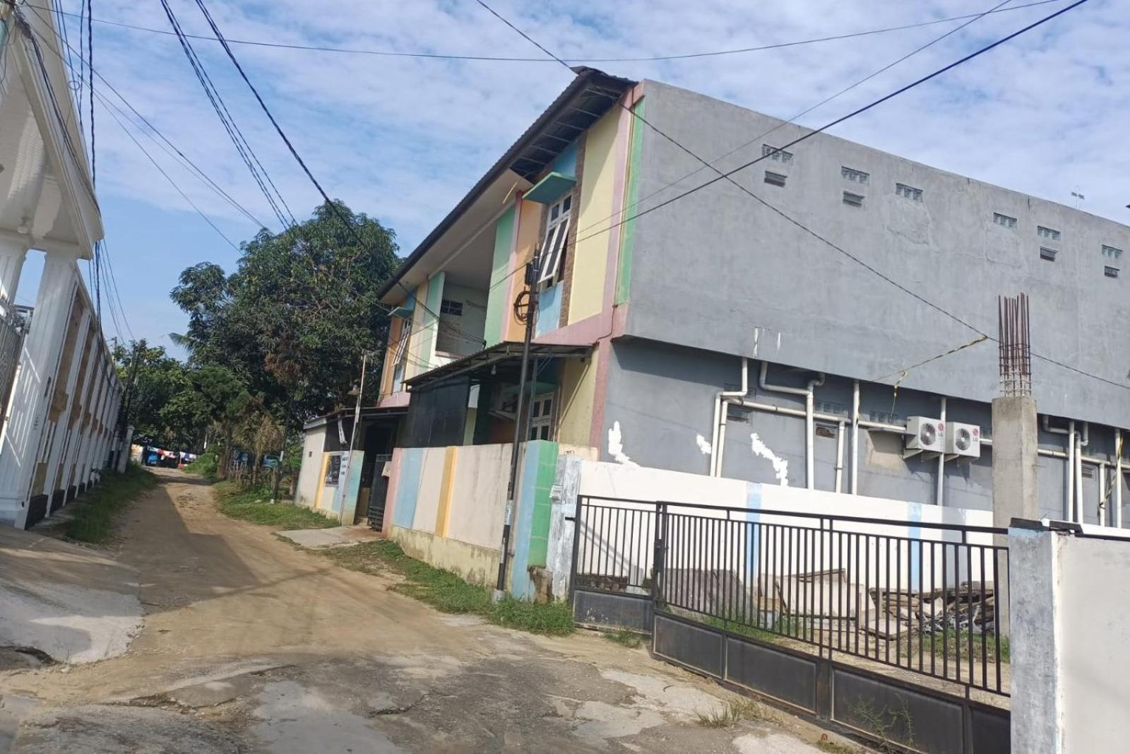 Hotel Spot On 93442 Widya Syariahnearbandara Sultan Syarif Kasim Ii 2*